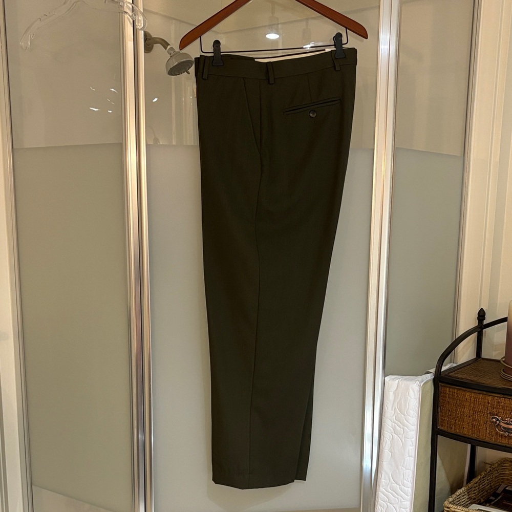 Eddie Bauer Men's Olive not Dark Green Dress Pants